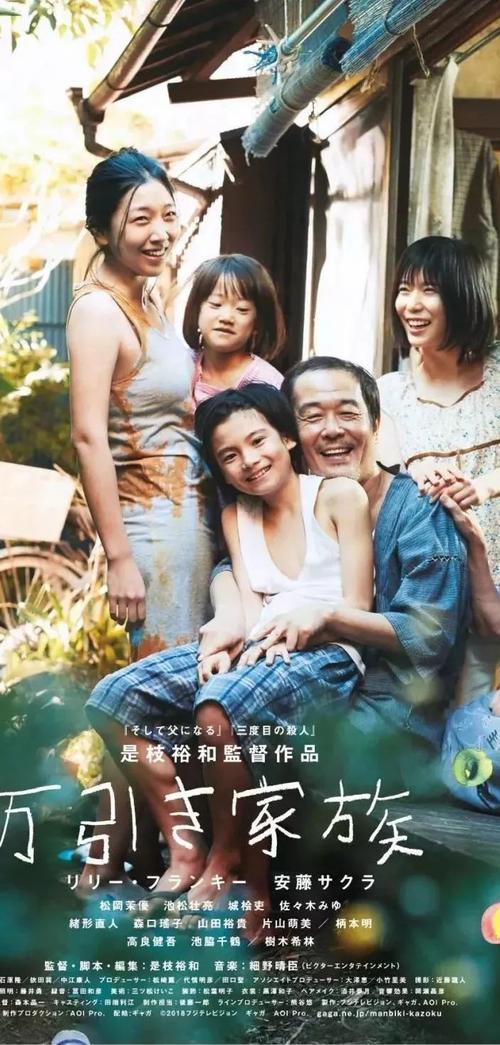 里尔天主教大学设计学位证